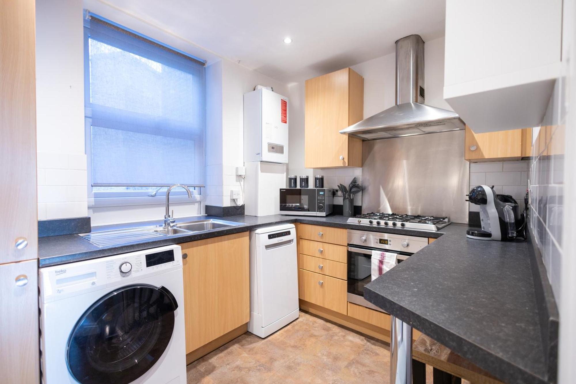 Westfield Shopping, 2 Min Appartement